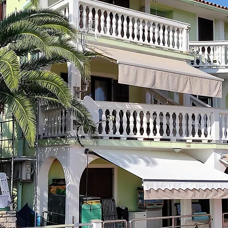 Egidio Gigi Bellich Family Apartman *
